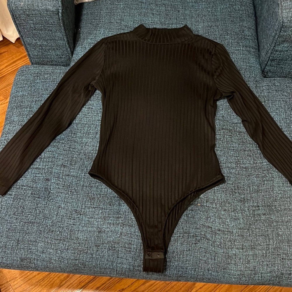 Eva Mendez texture body suit